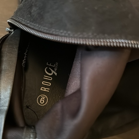 Rouge Black Suede platform tall boots 9 NWT - Picture 9 of 10